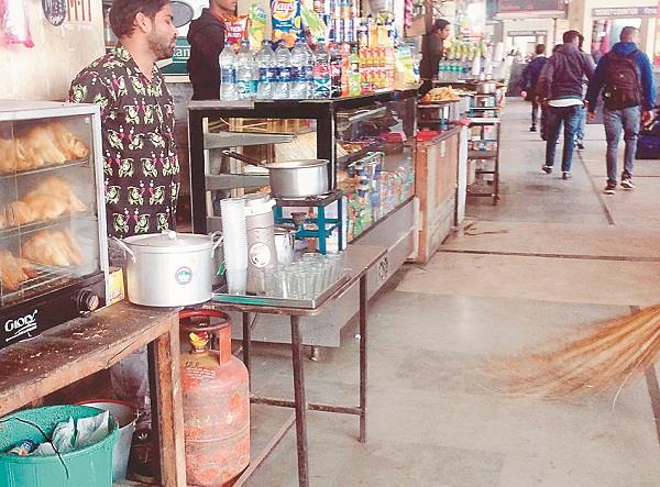 the black caps of domestic cylinders