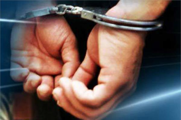 ਕੱਪੜੇ ਚੋਰੀ ਕਰਦੀਆਂ ਦੋ ਔਰਤਾਂ ਗ੍ਰਿਫ਼ਤਾਰ