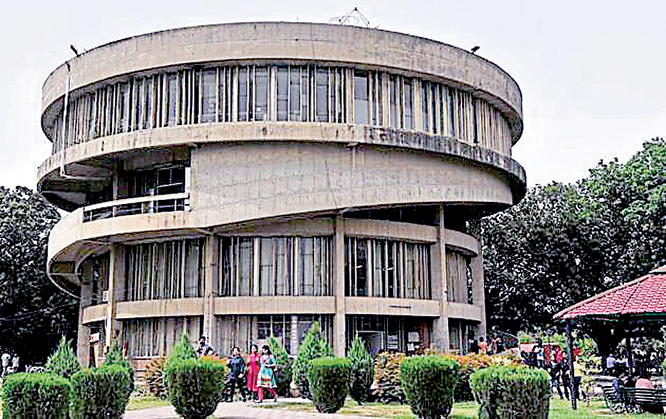 16 ਸਾਲਾਂ ''ਚ ਬਣੀਆਂ ਇਮਾਰਤਾਂ ''ਚੋਂ ਤਿੰਨ ਦੀ ਹੀ ਹੋ ਸਕੀ ਰਿਪੋਰਟ ਤਿਆਰ