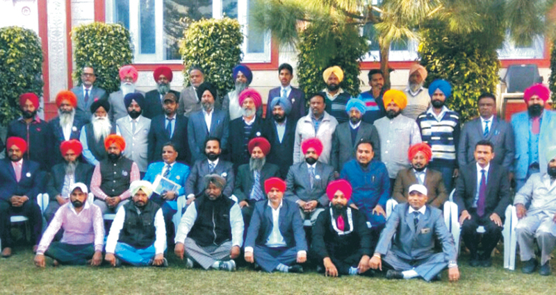 ਅਨੁਸੂਚਿਤ ਜਾਤੀ ਵਰਗ ਦੇ ਕਰਮਚਾਰੀ ਤਿੱਖਾ ਸੰਘਰਸ਼ ਵਿੱਢਣ ਲਈ ਮਜਬੂਰ: ਅਵਤਾਰ ਕੈਂਥ