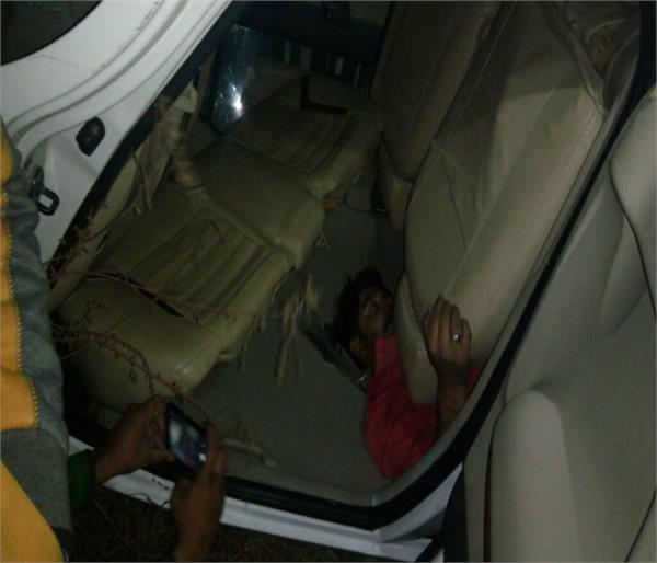 terrible road accident  death