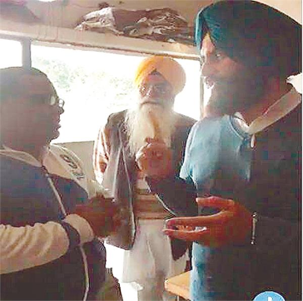 mla simerjeet bains  municipal corporation  officer