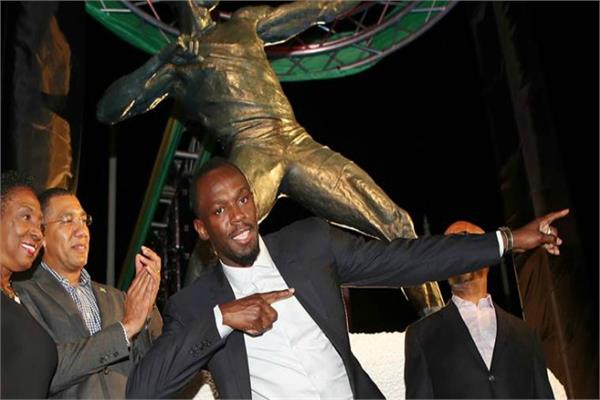usain bolt overwhelmed by unveiling of statue
