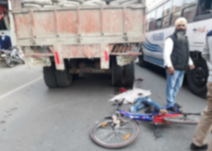 ਟਰਾਲੇ ਹੇਠਾਂ ਆਉਣ ਕਾਰਣ ਬੱਚੇ ਦੀ ਮੌਤ