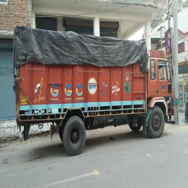 illegal liquor truck recovered