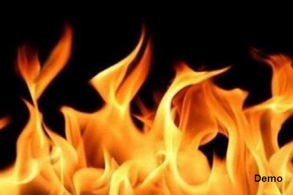 bihar  house in fire  death of 3 members