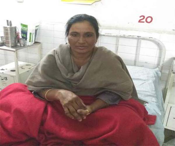 ਵਿਅਹੁਤਾ ਨੂੰ ਬੰਨ੍ਹ ਕੇ ਸੁੱਟਿਆ ਭਾਖੜਾ ''ਚ, ਪਿੰਡ ਵਾਸੀਆਂ ਨੇ ਕੱਢਿਆ ਬਾਹਰ