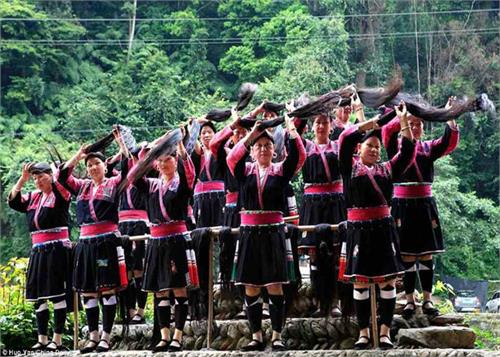 women of the village are 7 feet long hair