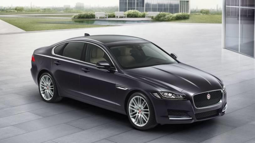 jaguar launches new xf in india price starts at 47 50 lakhs