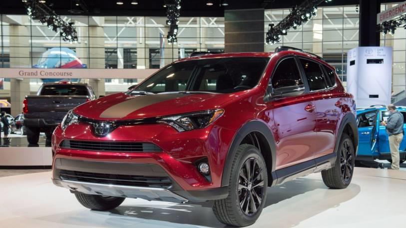 toyota makes the 2018 rav4 more adventurous