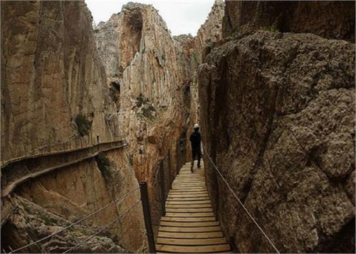 you ll be surprised to see the world s most dangerous route