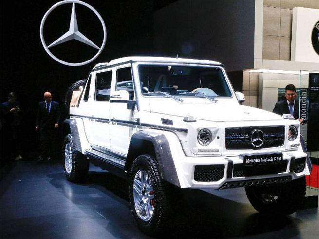 mercedes maybach g650 landaulet revealed