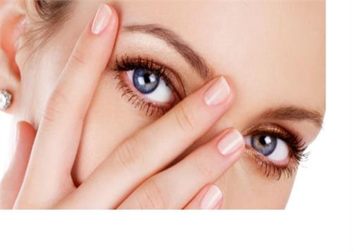 use these makeup tips if you use contact lens
