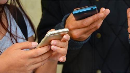 research says indians want to upgrade phones in 12 months