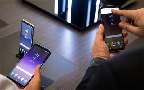 samsung galaxy s8 pre orders hit 720 000 units in south korea