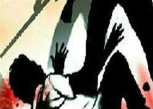 woman  injured  fight