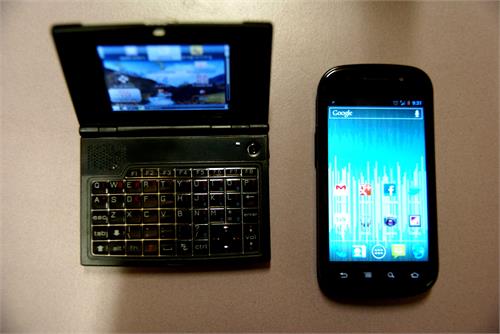 smallest laptop nanonote