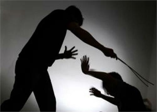 beginning of the womb push with the girl