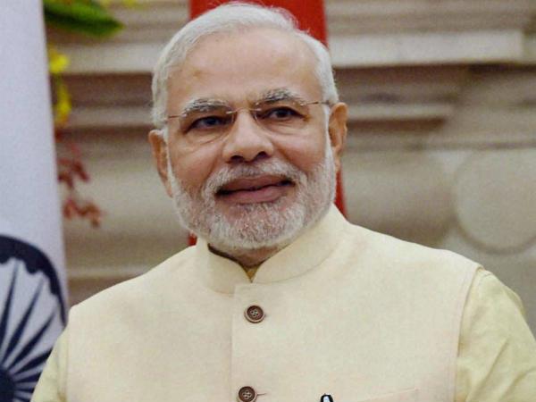 pm narendra modi will address the indian community in a while