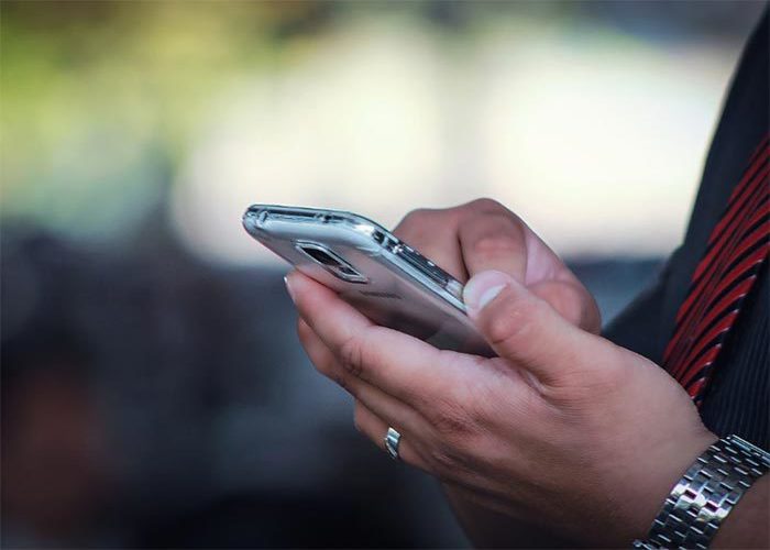 ਜੀ.ਐੱਸ.ਟੀ ਲਾਗੂ ਹੋਣ ਤੋਂ ਬਾਅਦ ਮਹਿੰਗੇ ਹੋ ਸਕਦੇ ਹਨ ਮੋਬਾਇਲ ਫੋਨ