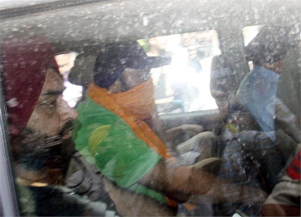 d  v  r  the secret  the people who came to indrajit  s house