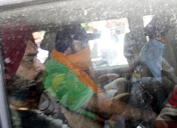 ਡੀ. ਵੀ. ਆਰ. ਖੋਲ੍ਹੇਗੀ ਰਾਜ਼, ਕਿਹੜੇ ਲੋਕ ਆਏ ਸਨ ਇੰਦਰਜੀਤ ਦੇ ਘਰ