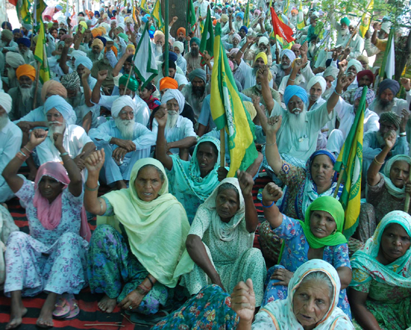 ਕਰਜ਼ੇ ਦੇ ਜਾਲ ''ਚੋਂ ਕਿਸਾਨਾਂ ਦਾ ਨਿਕਲਣਾ ਮੁਸ਼ਕਿਲ, ਕਿਸਾਨ ਆਗੂ ਬੋਲੇ : ਕਰਜ਼ ਮੁਆਫੀ ਲਈ ਸੰਘਰਸ਼ ਰਹੇਗਾ ਜਾਰੀ