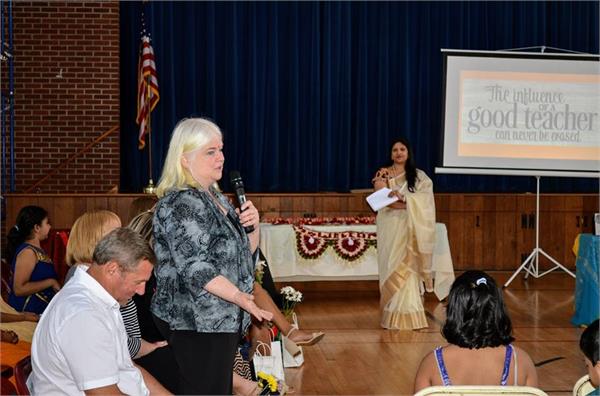 hindu association honors 1 250 teachers in us