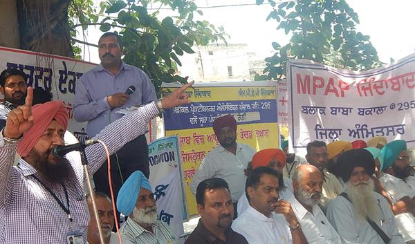 medical practitioners staged state level protest