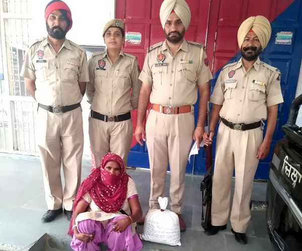 ਚੂਰਾ ਪੋਸਤ ਸਣੇ 2 ਔਰਤਾਂ ਕਾਬੂ