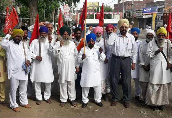comrades overcame opposition against the captain government