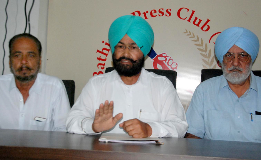 ਅਦਾਲਤ ਦਾ ਸਾਹਮਣਾ ਕਰਨ ਲਈ ਸਿੱਧੂ ਤਿਆਰ ਰਹੇ : ਲਾਲੀ ਬਾਦਲ