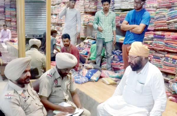 bachajeevi steals in kalath house  flies 1 lakh 45 thousand