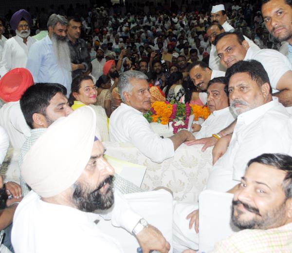 sunil jakhar
