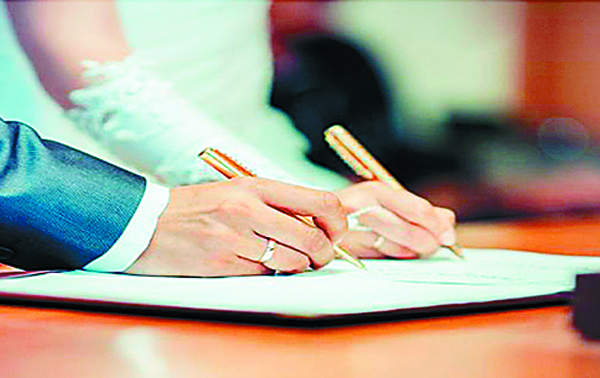 20-30 ਲੱਖ ਦੇ ਕੇ ਵੀ ਵਿਦੇਸ਼ ਨਹੀਂ ਜਾ ਸਕਦੇ ਠੱਗਾਂ ਦੇ ਸ਼ਿਕਾਰ ਨੌਜਵਾਨ