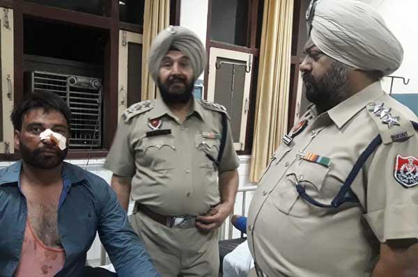 complaint to loot 15 lakhs is false