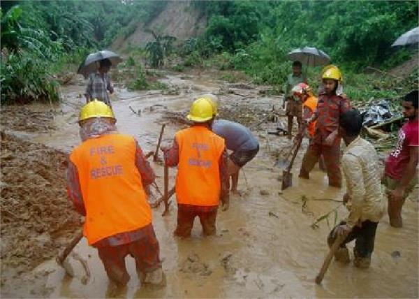 landslide again in bangladesh  five people die