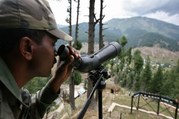 J&K: PAK ਨੇ ਫਿਰ ਕੀਤਾ ਸੀਜ਼ਫਾਇਰ ਦਾ ਉਲੰਘਣ, ਭਾਰਤੀ ਫੌਜ ਨੇ ਦਿੱਤਾ ਮੂੰਹ ਤੋੜ ਜਵਾਬ