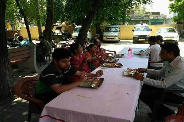 pathankot  s cheap kitchen is   