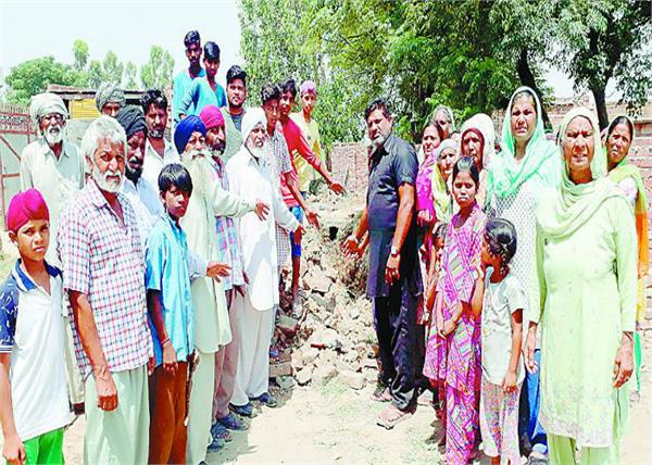 dalit families  land