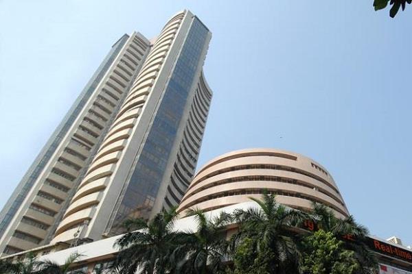 sensex down 152 points on the national stock exchange