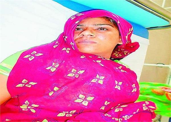 husband did shame by putting ropes in his wife  s throat