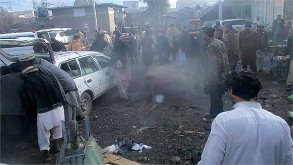 6 killed in blast in pakistan