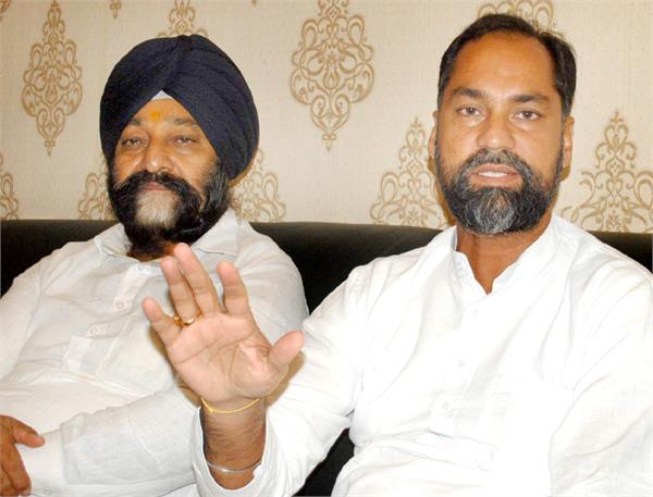 sarna made advisor spray salt on dalit wounds
