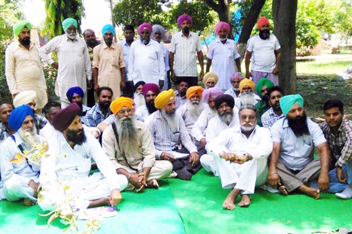 ਜਲ ਸਪਲਾਈ ਤੇ ਸੈਨੀਟੇਸ਼ਨ ਇੰਪਲਾਈਜ਼ ਯੂਨੀਅਨ ਵੱਲੋਂ ਨਾਅਰੇਬਾਜ਼ੀ