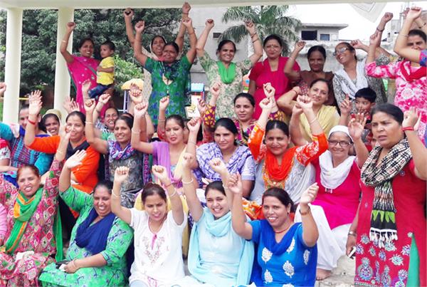 slogans by anganwari workers
