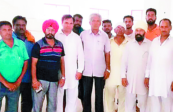ਦਲਿਤ ਮੁੱਦਿਆਂ ''ਤੇ ਮਾਇਆਵਤੀ ਨੂੰ ਨਾ ਬੋਲਣ ਦੇਣ ''ਤੇ ਬਸਪਾ ਵਰਕਰਾਂ ''ਚ ਰੋਸ