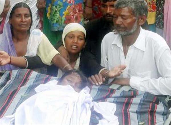 girl  s death due to fall in gutter