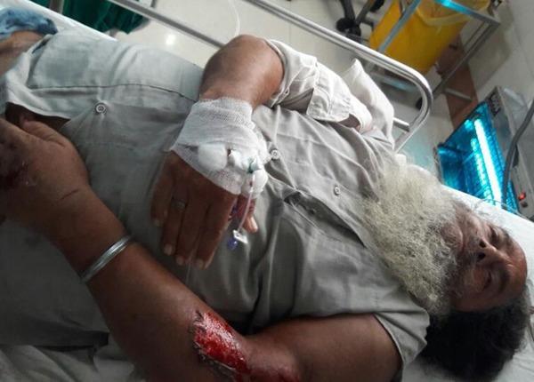 one injured due to complicity of a truck