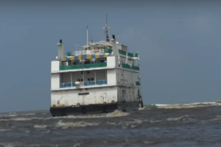 ਗੋਆ ਵਿਚ ਰੇਤ ''ਚ ਫਸਿਆ ਕੈਸੀਨੋ ਬੇੜਾ, ਚਾਲਕ ਟੀਮ ਦਾ ਇਕ ਮੈਂਬਰ ਜ਼ਖ਼ਮੀ